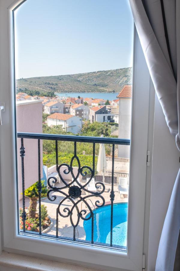 Apartment Velebit *