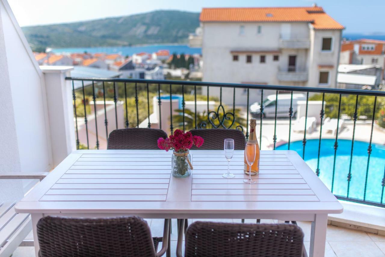 Apartment Velebit *